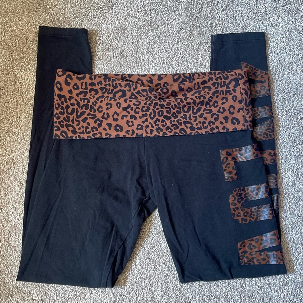 Victoria Secret PINK Black Fold Over Leopard Print Leggings Size S
